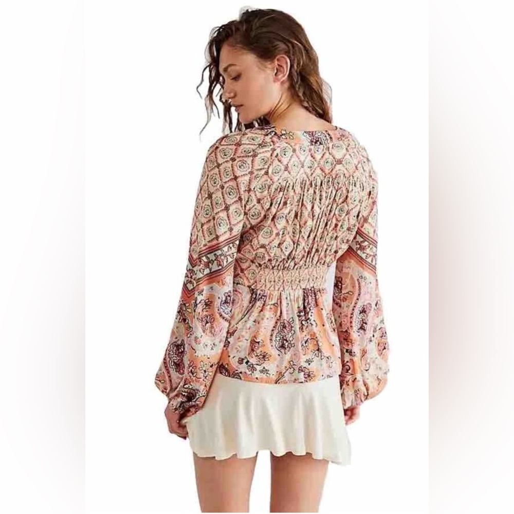 Free People Women's Patterned Blouse - Peach and White - Picture 2 of 10